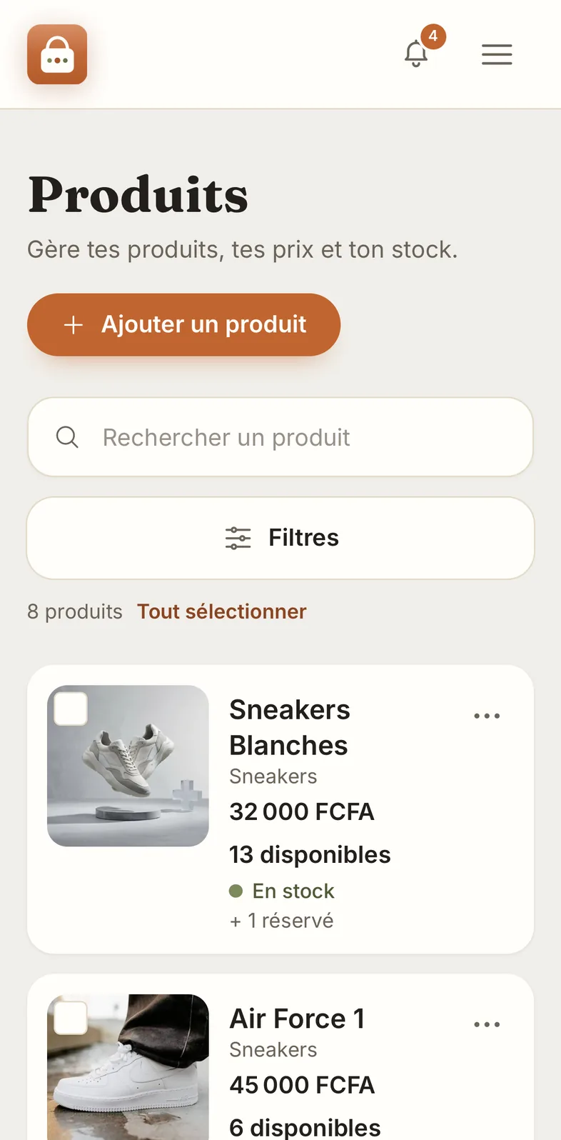 Le stock suit.